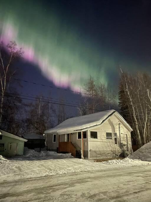 フェアバンクス Fireweed Houseヴィラ エクステリア 写真